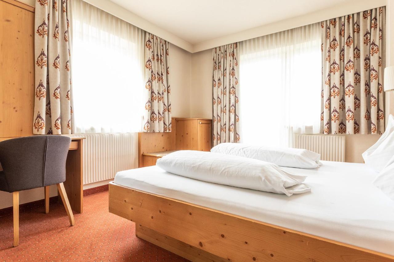 Hotel Zum Hirschen Imst Extérieur photo